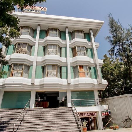 Hotel Geetha International Thoothukudi Extérieur photo