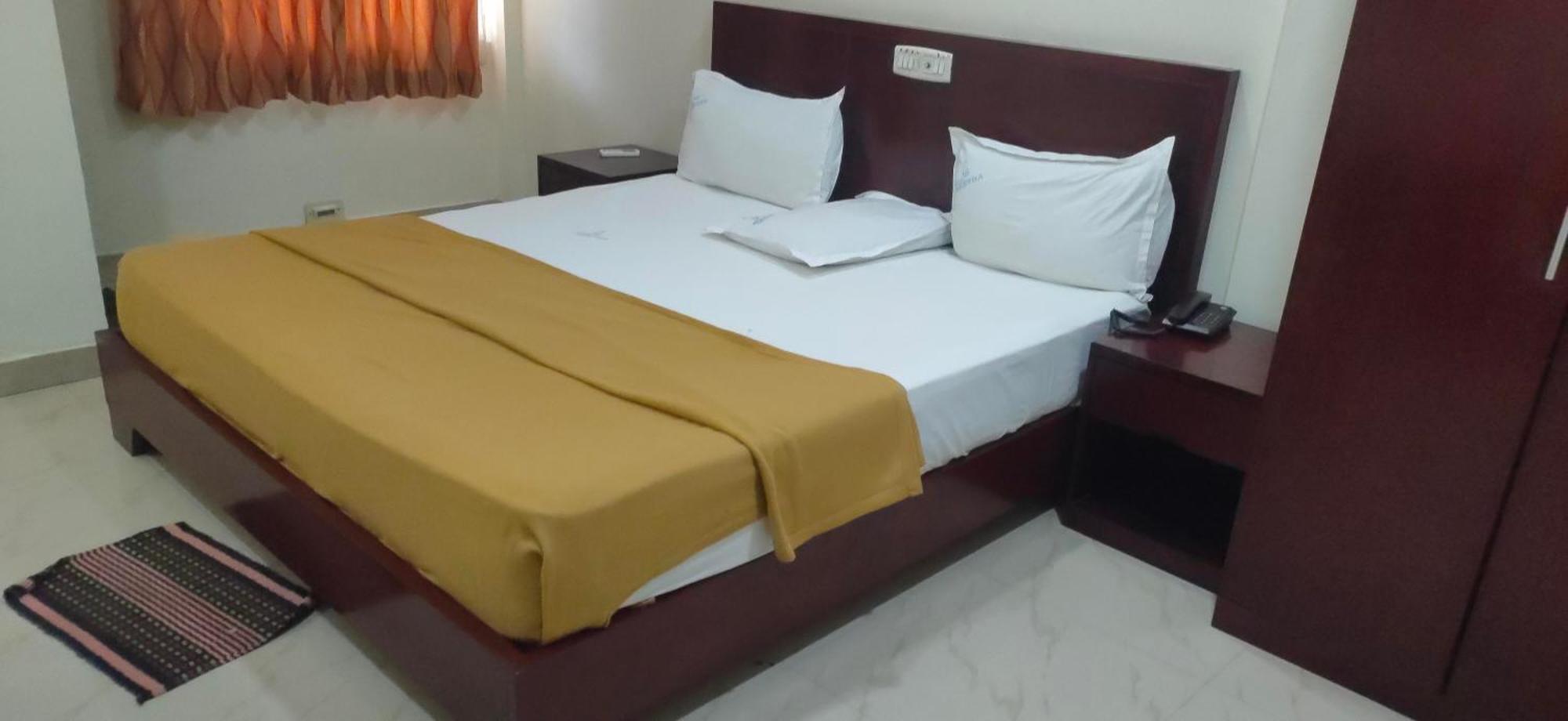 Hotel Geetha International Thoothukudi Extérieur photo