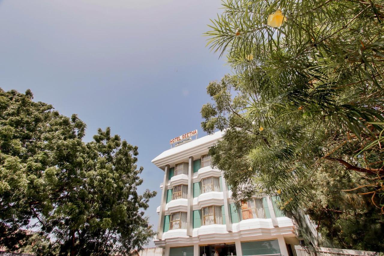 Hotel Geetha International Thoothukudi Extérieur photo